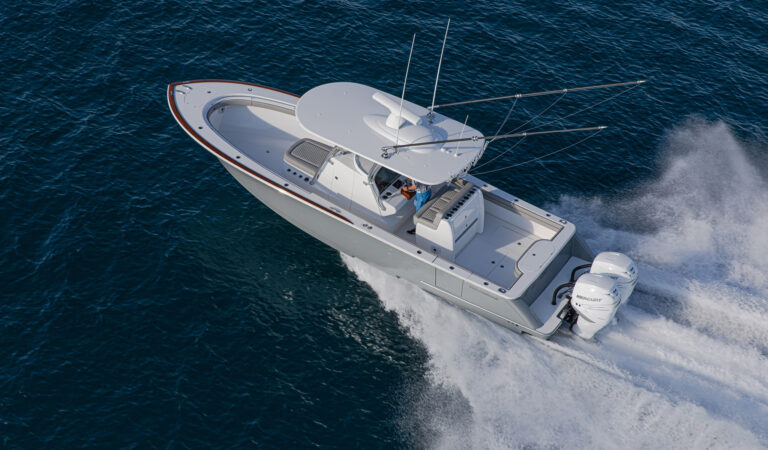 Valhalla Boatworks V-33