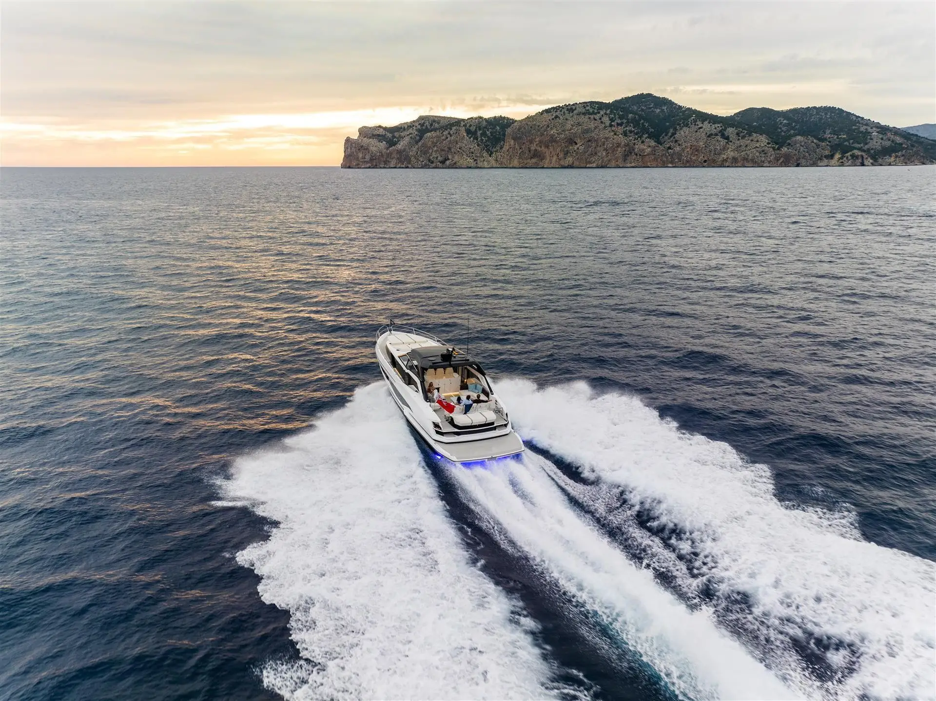 New Sunseeker 74 and 74 SY XPS