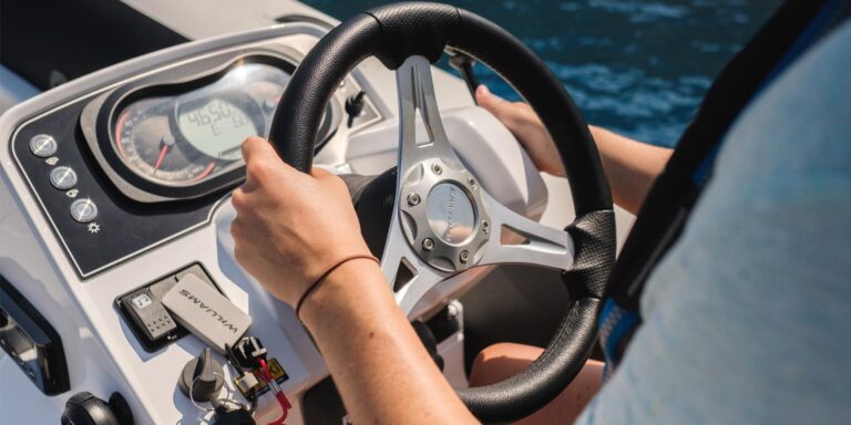 How to Drive a Jet Tender